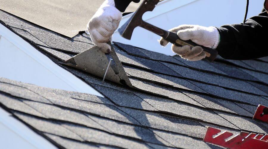 Expert new roof installation services in Ridott, IL